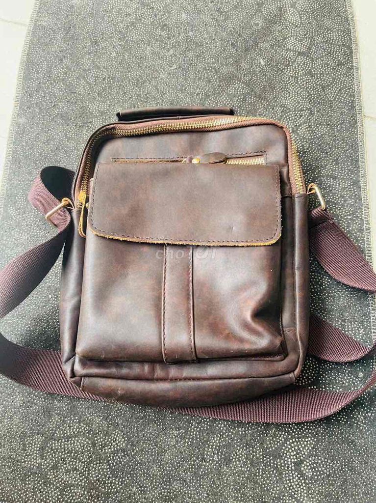 Túi đeo chéo Nam Da bò Nâu loang 370k. Mua bán Túi xách tại Quận Bình Thạnh Tp Hồ Chí Minh được đăng bởi  Minh Nguyen H hình 1
