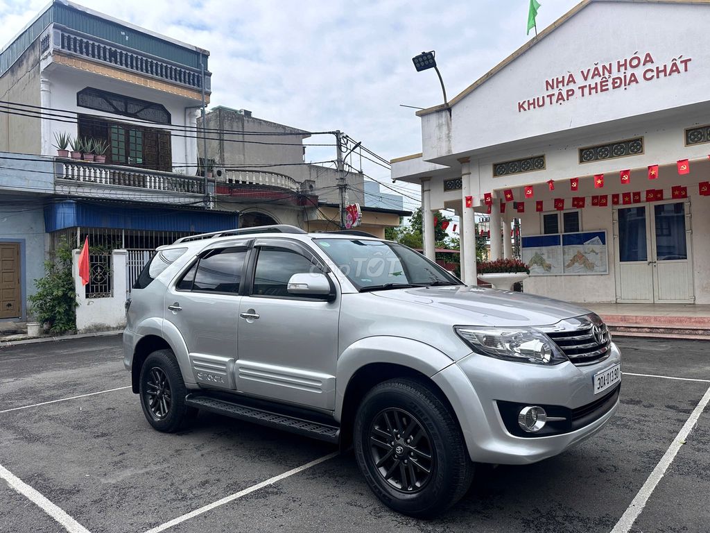 Toyota Fortuner 2015 photo 4