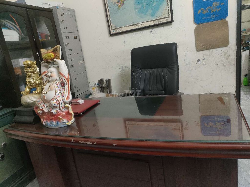 Thanh lý bàn ghế giám đốc. Mua bán Đồ dùng văn phòng tại Quận Hoàng Mai Hà Nội được đăng bởi Trang nguyen hình 2