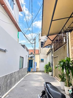 Townhouse 56 m² · 3 bed · Đường Quang Trung