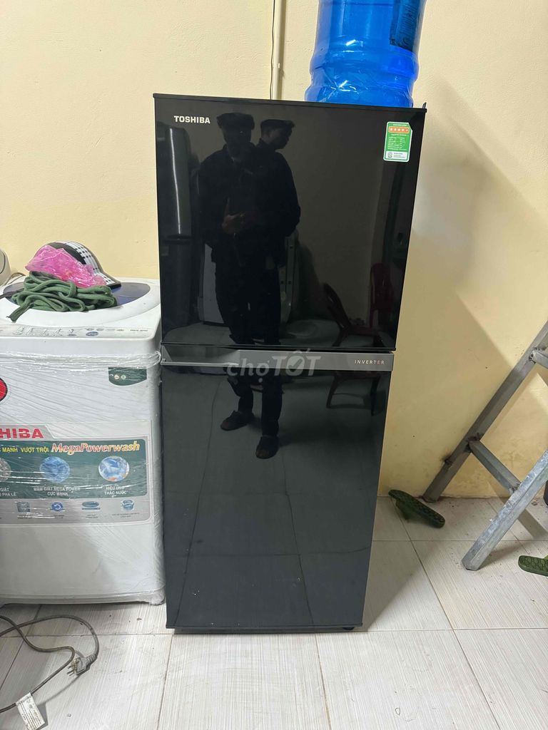 Tủ lạnh toshiba 194L inverter