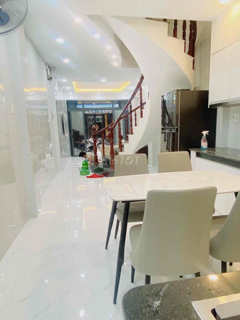 BÁN NHÀ 4 TẦNG NGUYỄN TRÃI QUẬN 5 - HẺM KINH DOANH ÔTÔ TRÁNH - 10.8 TỶ. Mua bán nhà ở tại Quận 5 Tp Hồ Chí Minh được đăng bởi thái thanh tùng hình 4