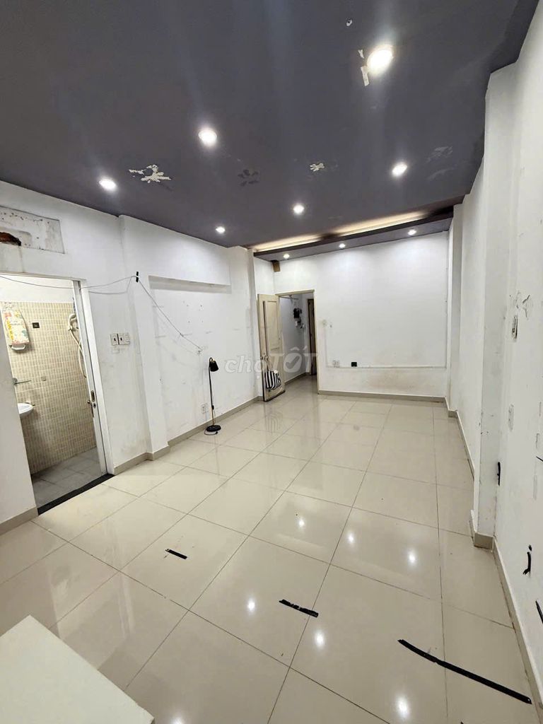 Rent · 1 bd · 21 м² · Quận Bình Thạnh, ул. Đường Nguyễn Lâm