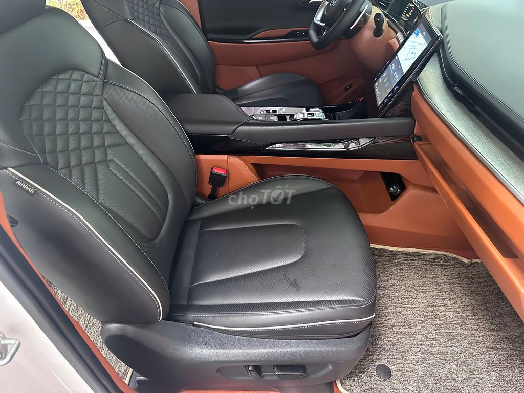 Hyundai Custin 1.5 Đặc Biệt 2023. Mua bán Ô tô tại Quận Long Biên Hà Nội được đăng bởi Long Biên Cars hình 17