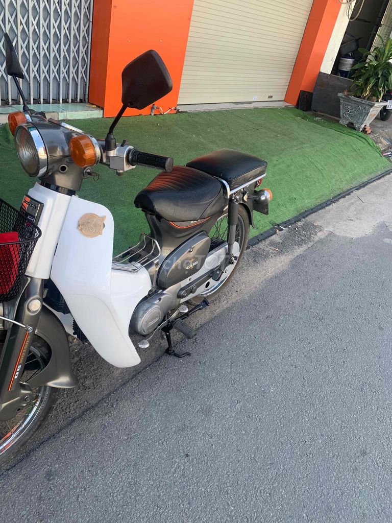 cần bán xe HON DA cub 81/50 cc xe chính chủ. Mua bán Xe máy tại Quận Bình Tân Tp Hồ Chí Minh được đăng bởi Tuyết Trinh hình 2