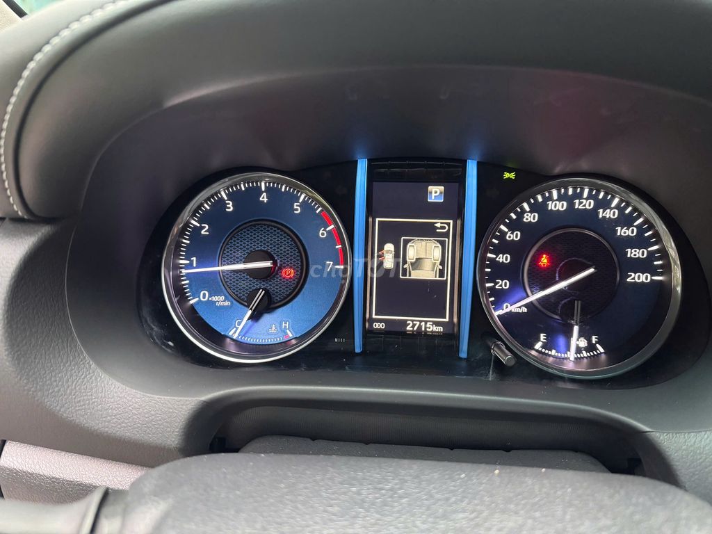 Fortuner 2.7V 4x2 AT 2024  - Đi Lướt 2.700 km. Mua bán Ô tô tại Huyện Hóc Môn Tp Hồ Chí Minh được đăng bởi Vũ Phong Toyota Sure Xe Cũ Chính Hãng hình 9