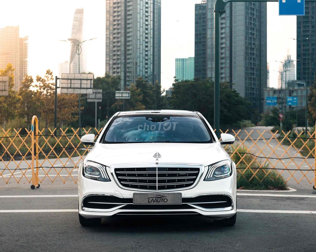 Mercedes Benz S Class 2017 Maybach S450 - 65000 km. Mua bán Ô tô tại Quận 7 Tp Hồ Chí Minh được đăng bởi Nguyễn Lê Trung hình 1