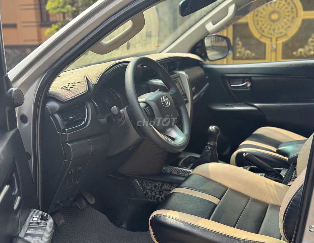 Toyota Fortuner 2017 Số sàn Bạc. Mua bán Ô tô tại Thành phố Thủ Dầu Một Bình Dương được đăng bởi Oto An Suong hình 10