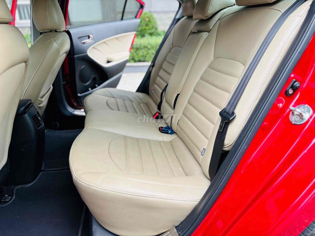 Kia Cerato 1.6 AT full Option 2018. Mua bán Ô tô tại Thành phố Dĩ An Bình Dương được đăng bởi Huy Luân Auto hình 9