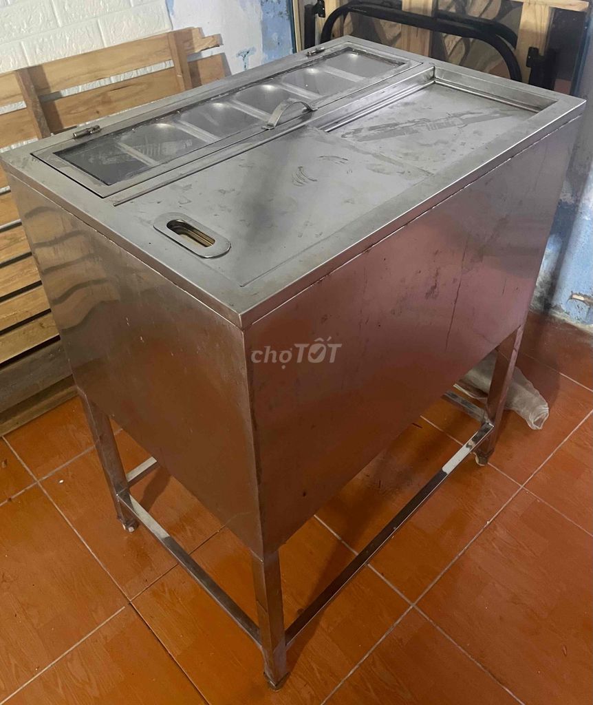 Thùng đá Inox Bạc Kèm 4 khay topping. Mua bán Dụng cụ nhà bếp tại Thành phố Sóc Trăng Sóc Trăng được đăng bởi Dương Trí Đạt hình 1