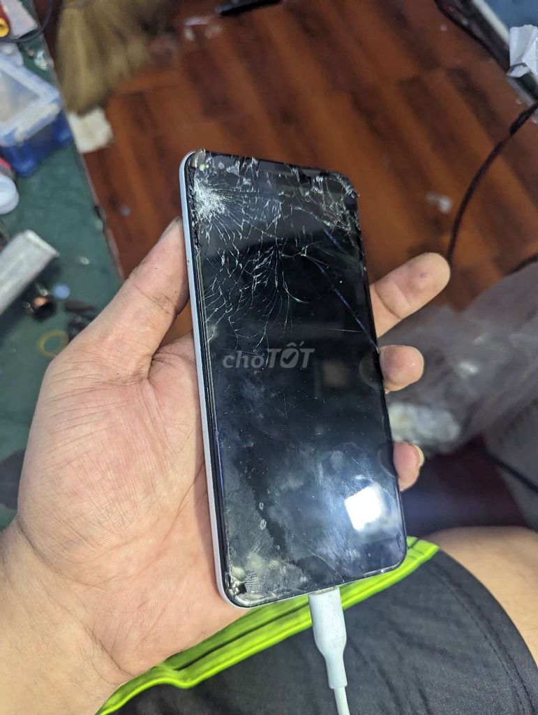 Xác Google Pixel 3a XL Trắng Bể màn hình. Mua bán Điện thoại tại Quận Gò Vấp Tp Hồ Chí Minh được đăng bởi Chuyên đồ cũ  hình 1