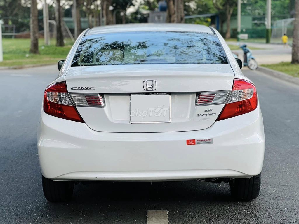 Honda Civic 1.8AT 2014 màu trắng. Mua bán Ô tô tại Quận 12 Tp Hồ Chí Minh được đăng bởi Quang hình 2