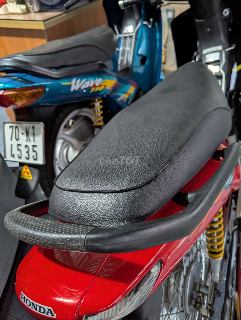 Honda Wave Zx 205 đỏ đen bs70 máy êm. Mua bán Xe máy tại Huyện Hòa Thành Tây Ninh được đăng bởi Hậu Nguyễn hình 10
