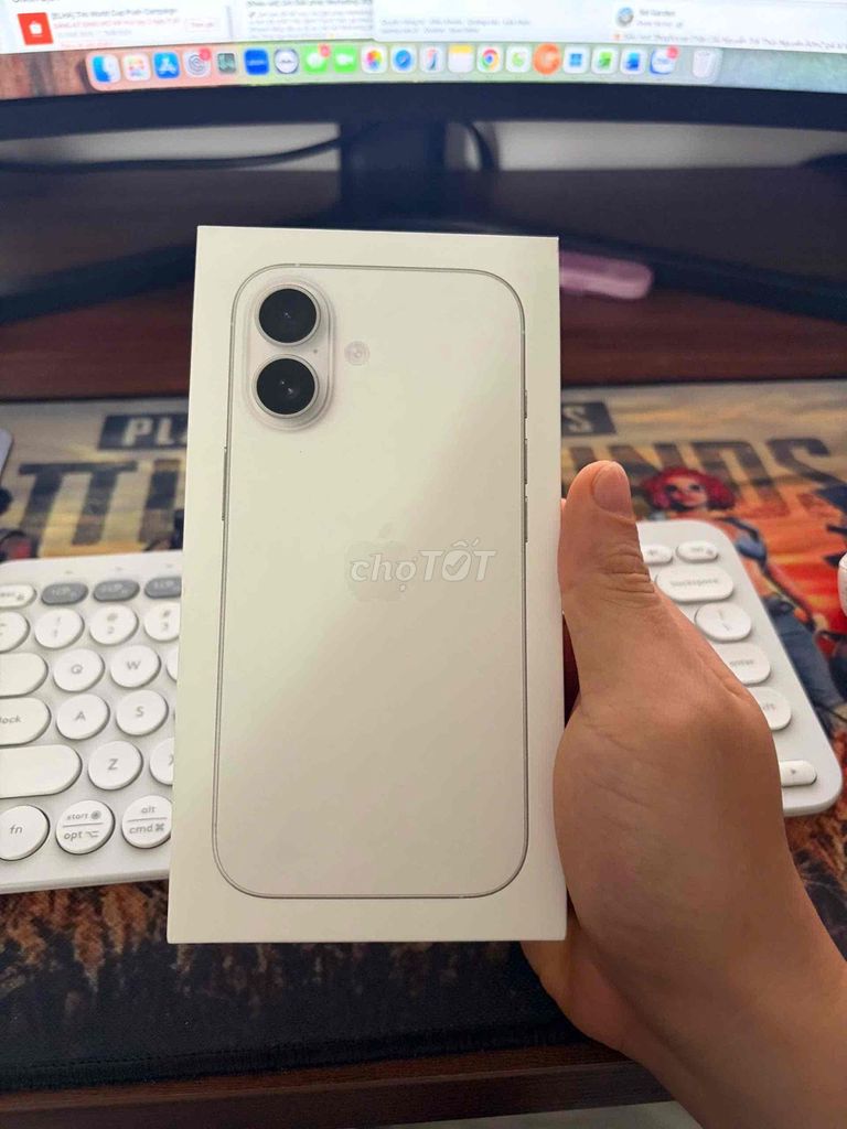 iPhone 17 màu trắng, bản 256GB, mới nguyên seal. Mua bán Điện thoại tại Huyện Thuỷ Nguyên Hải Phòng được đăng bởi binh yen hình 1