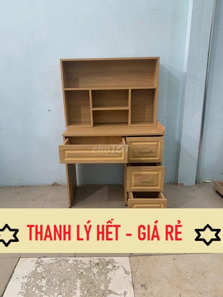 thanh lý bàn học nhỏ 90cm