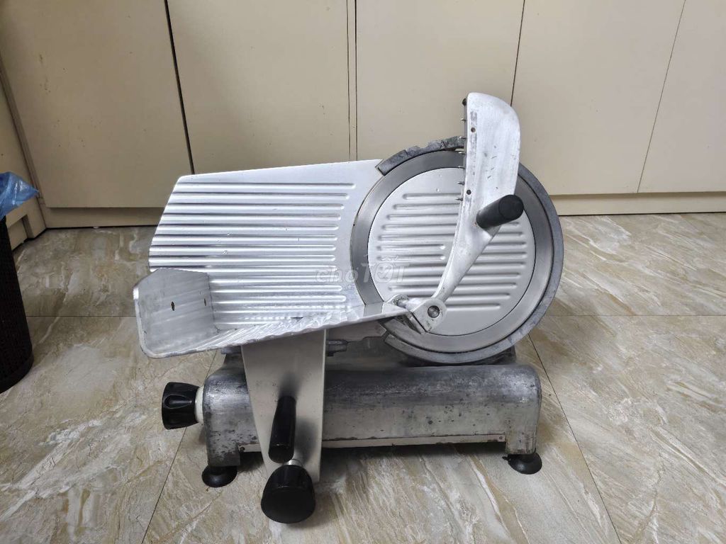 Máy thái thịt ES300 Kim loại Bạc đã sử dụng. Mua bán Dụng cụ nhà bếp tại Huyện Gia Lâm Hà Nội được đăng bởi Vũ Đức hình 1