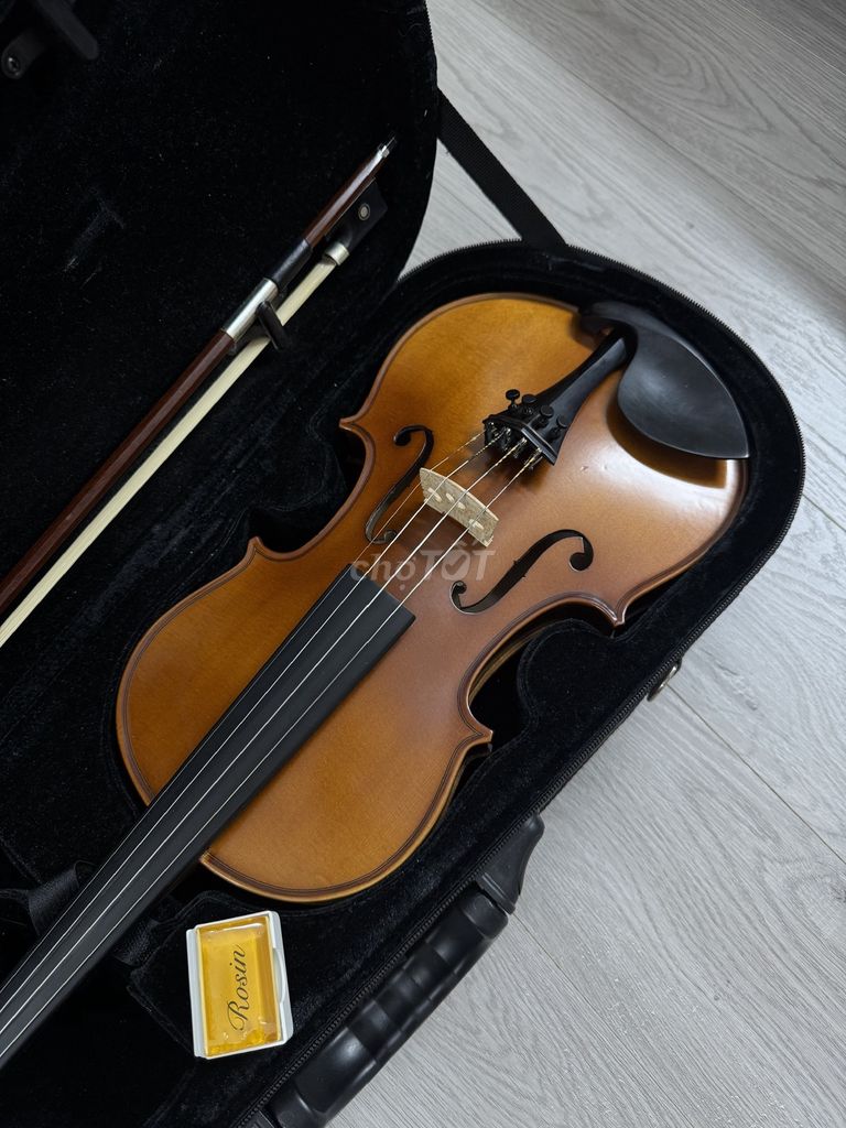 Đàn Violin 90% mới. Mua bán Nhạc cụ tại Quận Tân Phú Tp Hồ Chí Minh được đăng bởi Ngọc Minh hình 1