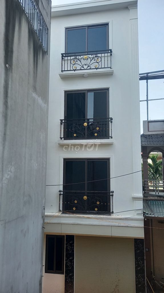 Bán nhà 31m2 x 4 tầng, La Tinh, gần Dương Nội, Hà Đông, giá: 2.25 tỷ