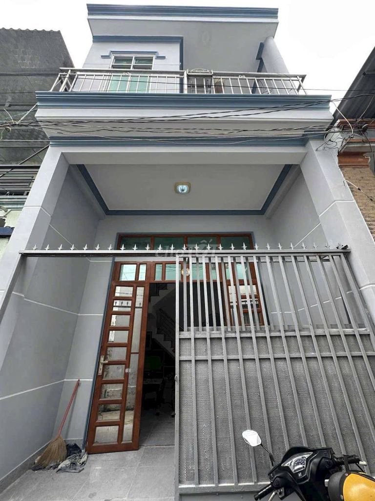 nhà rẻ gần siêu thị go dĩ an , chỉ 1 căn *** cơ hội để sở hữu