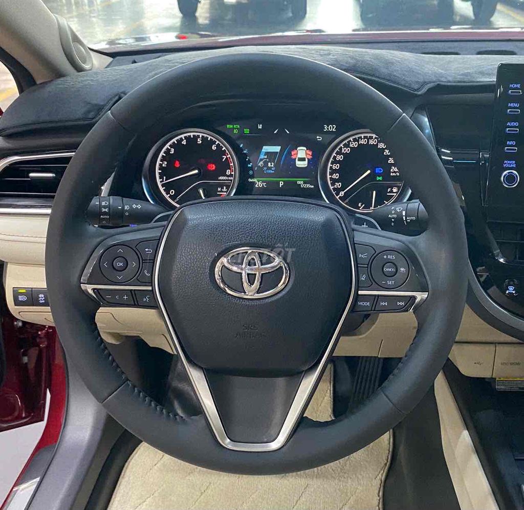 Toyota Camry 2022 2.0 Q 17000 km. Mua bán Ô tô tại Thành phố Thủ Đức Tp Hồ Chí Minh được đăng bởi Long Auto Vạn Phúc hình 6