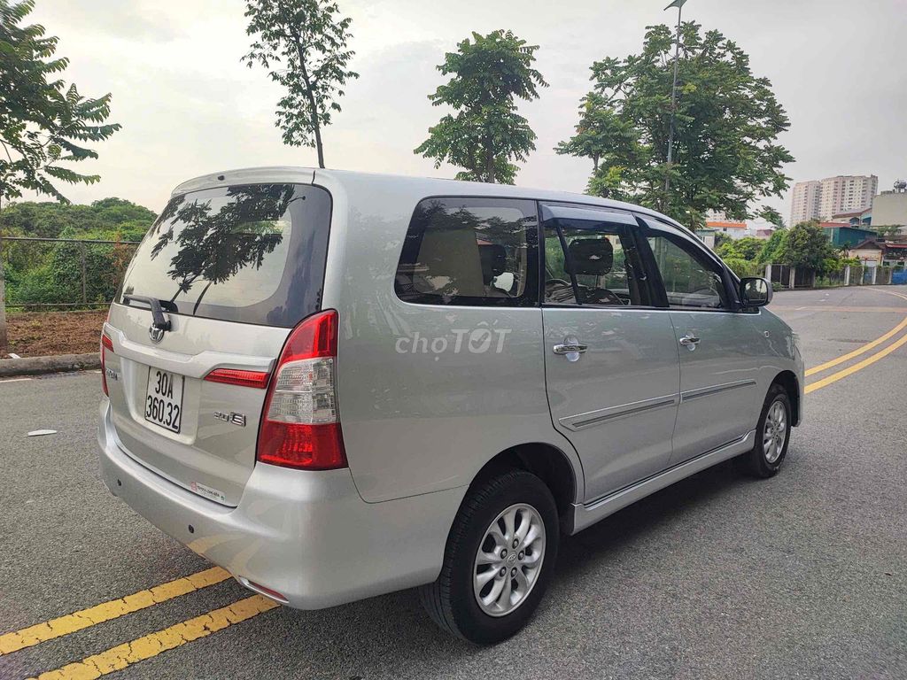 Toyota Innova 2014 E - 12000 km. Mua bán Ô tô tại Quận Hai Bà Trưng Hà Nội được đăng bởi Bùi hiển hình 2
