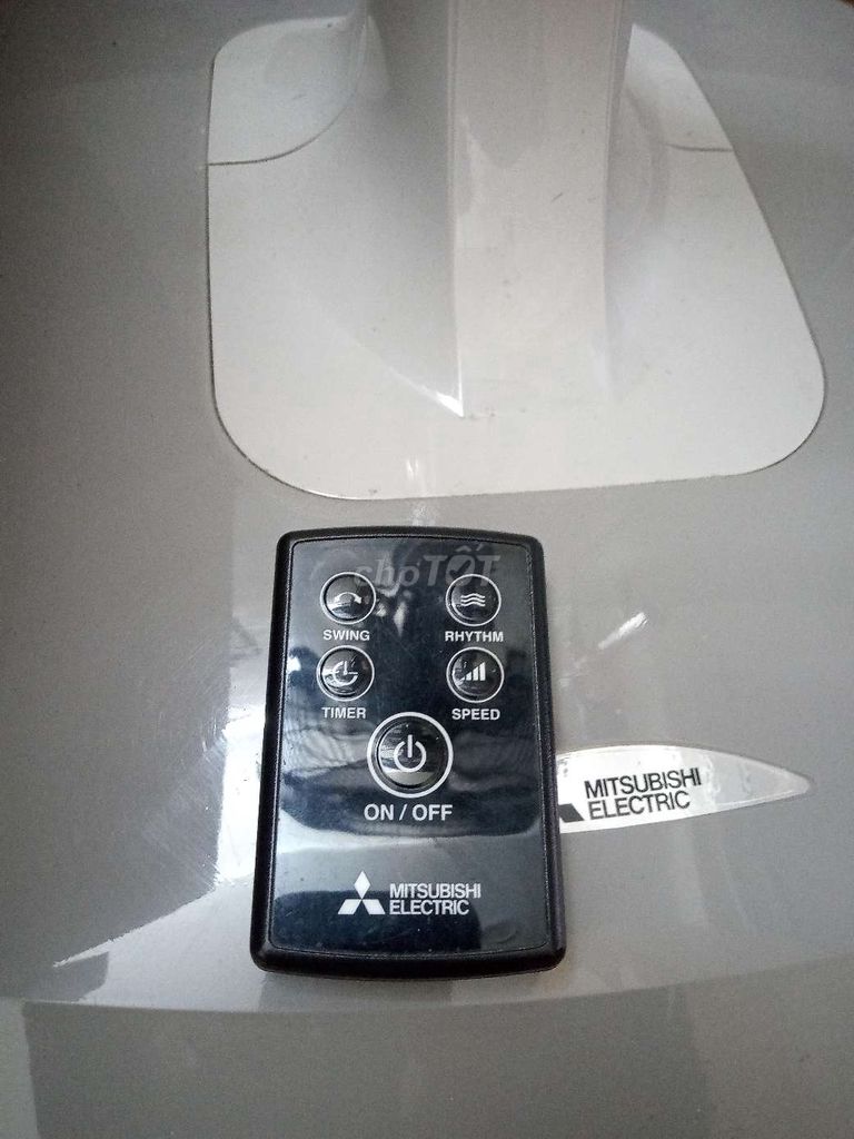 Điều khiển quạt Mitsubishi Electric Đen. Mua bán Quạt tại Quận Nam Từ Liêm Hà Nội được đăng bởi Ngọc An  hình 1