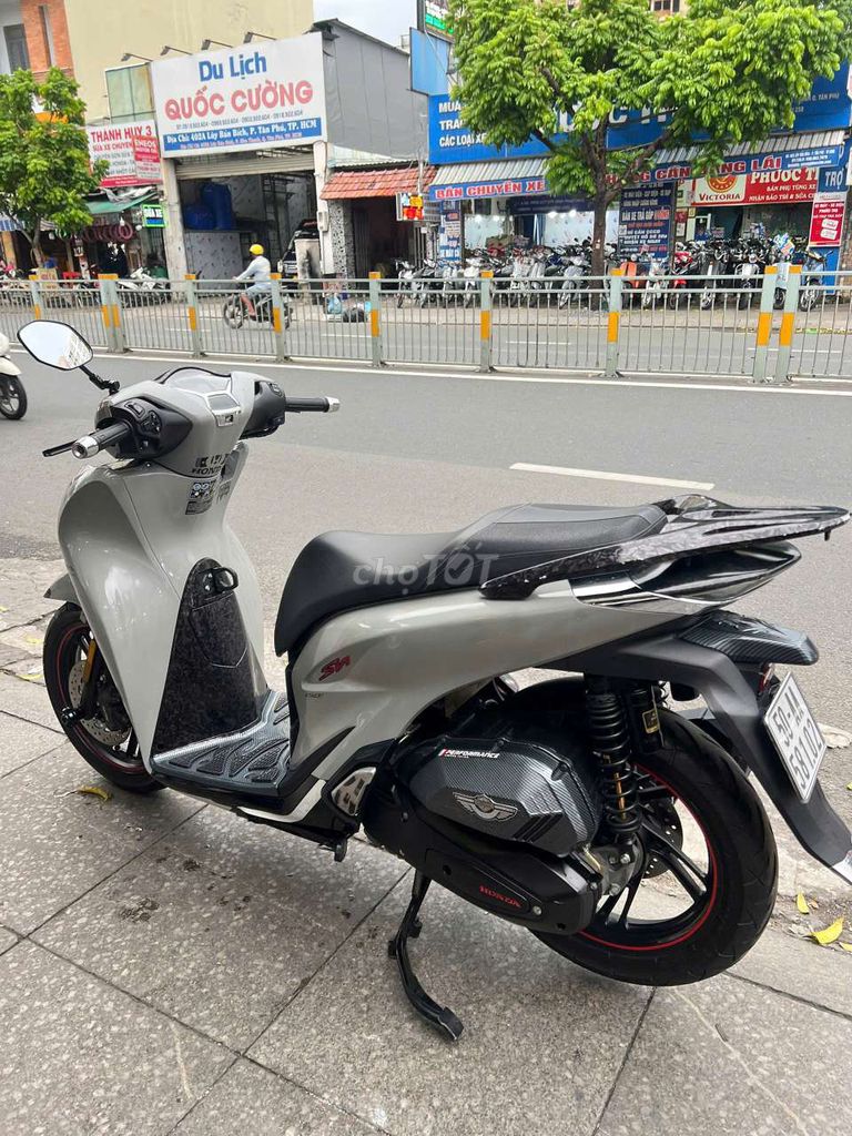Honda SH 125 2022 Серый б/у