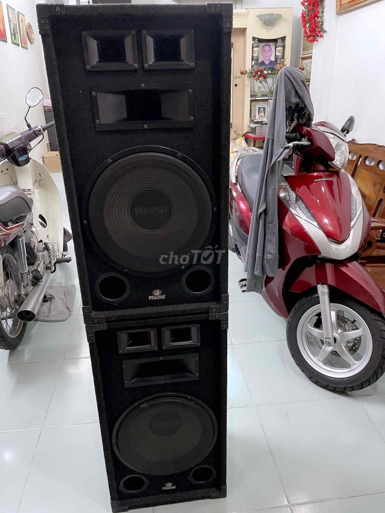 Loa Magnat soundforce 1300 của Đức