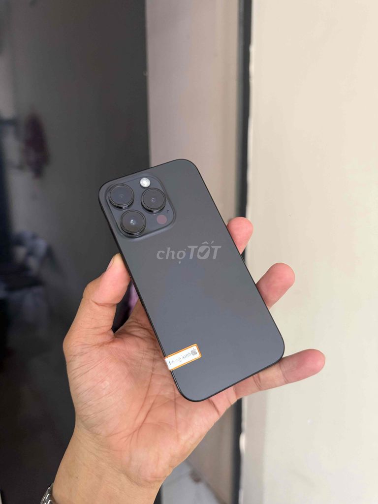Apple iPhone 15 Pro 256GB Đen 99%. Mua bán Điện thoại tại Thành phố Biên Hòa Đồng Nai được đăng bởi Quốc Thịnh Mobile hình 1