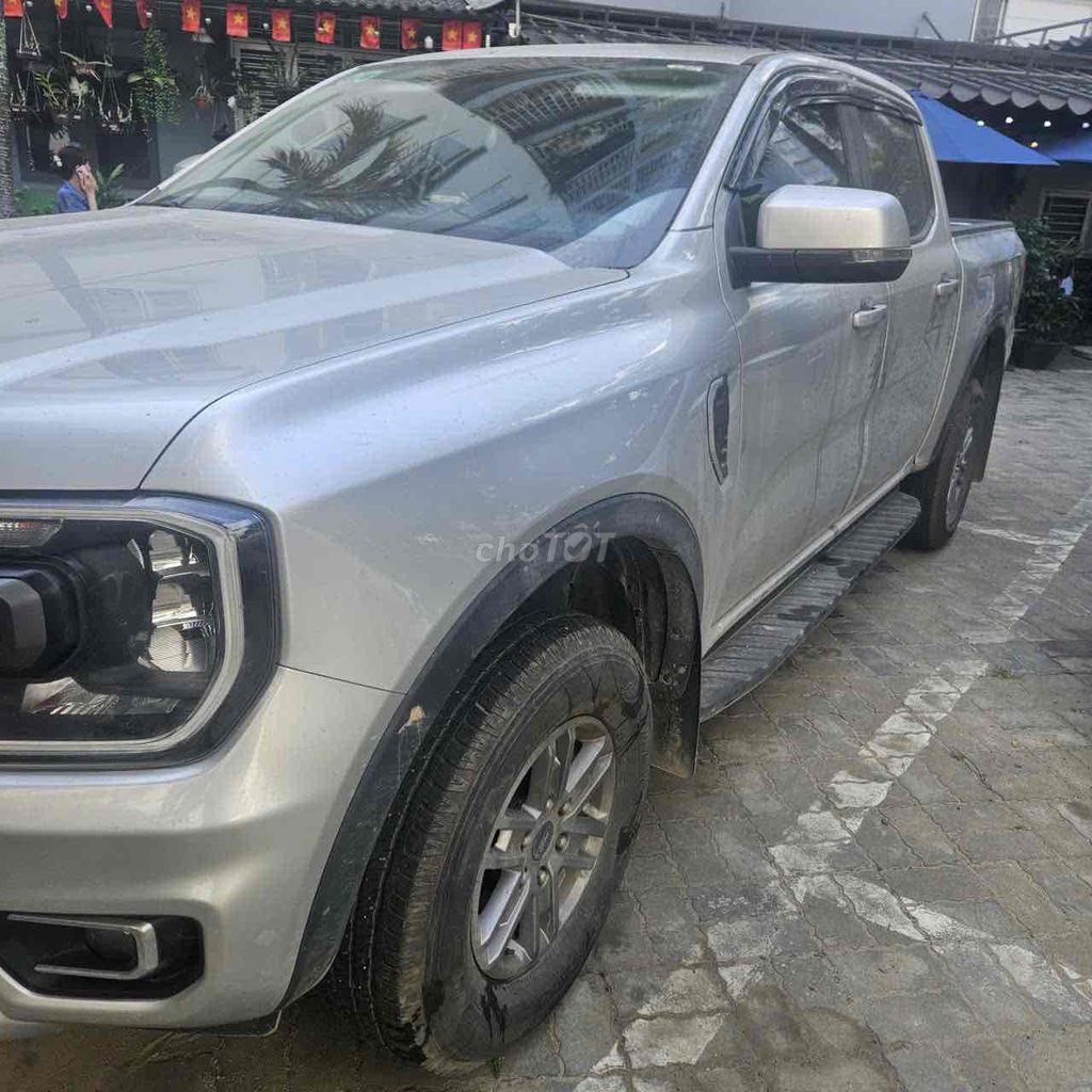 Ford Ranger XLS 4x2AT 2024 Серебристый 39 000 км