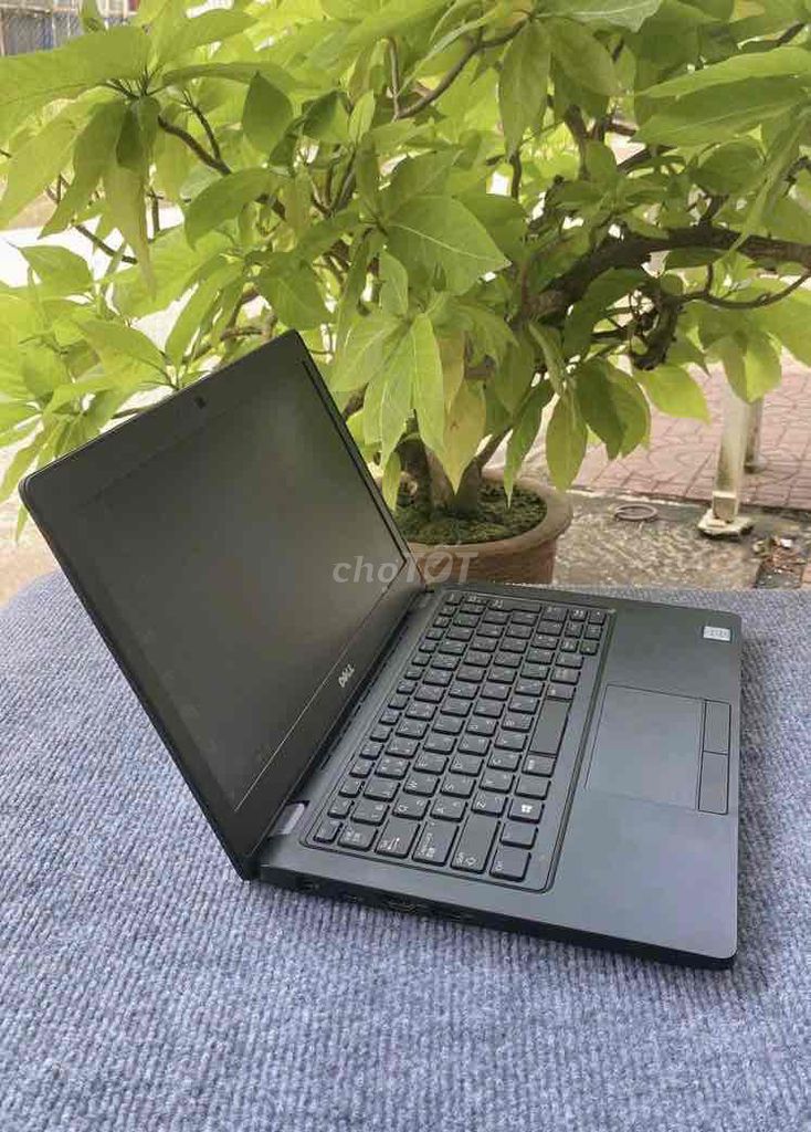 Dell 5280 i5-7300 12.5inch nhẹ 1.2kg