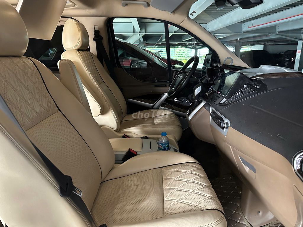 Ford Tourneo Limousine 2020 bảo hành 2026, vay 75%. Mua bán Ô tô tại Quận Tân Phú Tp Hồ Chí Minh được đăng bởi Đức hình 9