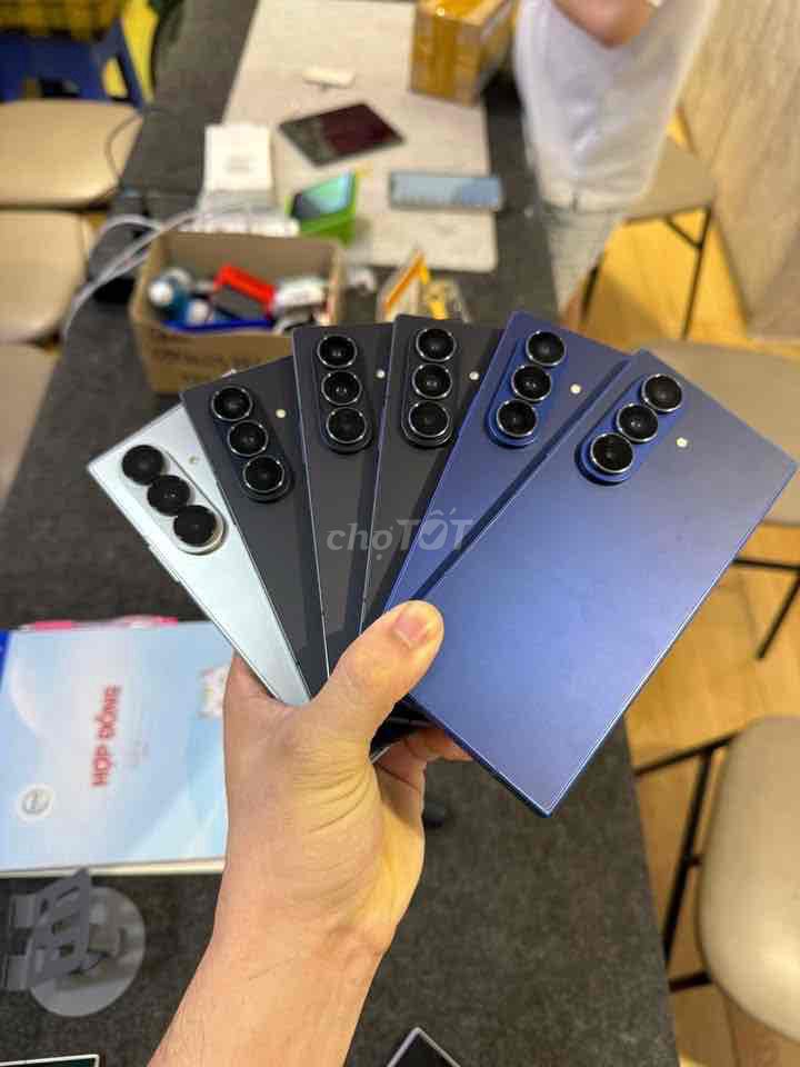 Samsung Fold7 512GB Nhiều màu. Mua bán Điện thoại tại Quận 3 Tp Hồ Chí Minh được đăng bởi 2 Hand STORE  hình 1