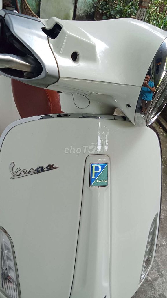 Bánh xe Piaggio Vespa Trắng Đã sử dụng. Mua bán Phụ tùng xe tại Thành phố Thuận An Bình Dương được đăng bởi Thông hình 5