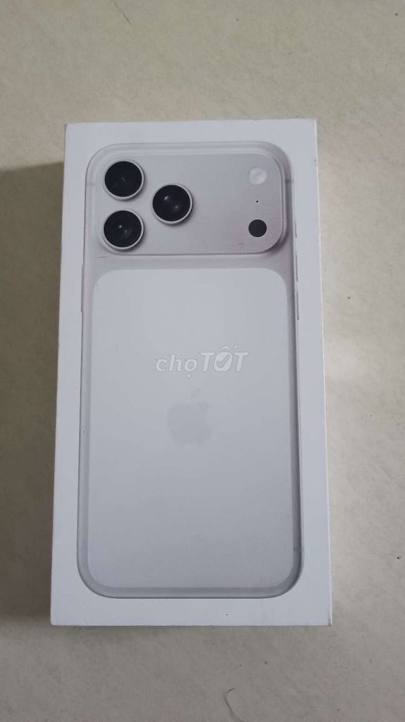 Apple iPhone 17 Pro Max 256GB Bạc Như mới. Mua bán Điện thoại tại Quận Nam Từ Liêm Hà Nội được đăng bởi văn toàn hình 1
