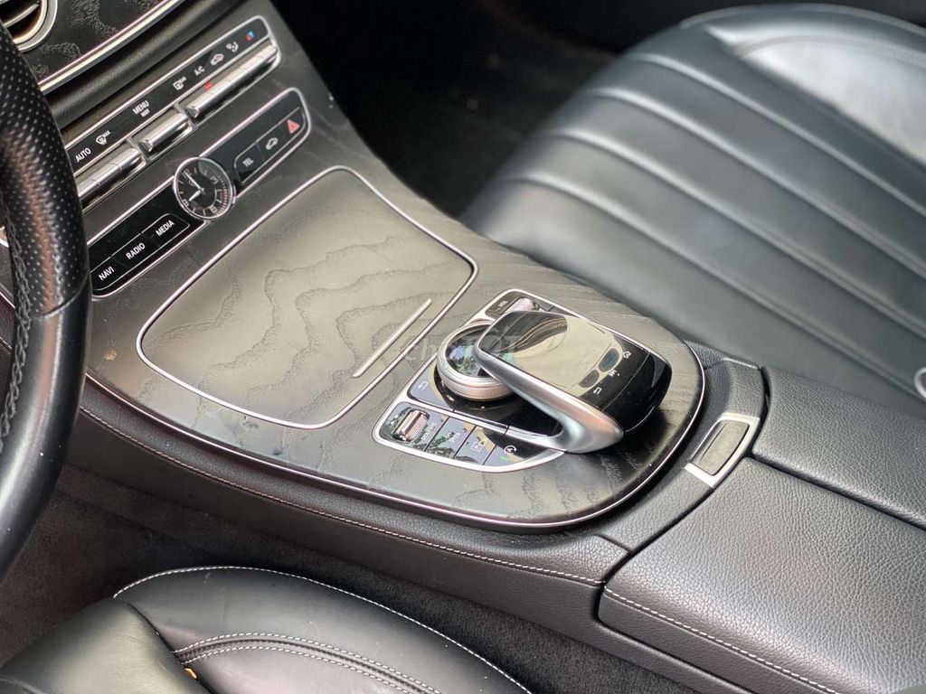 Mercedes E250 2018 mỗi năm đi 6000km — Chất xe cọp. Mua bán Ô tô tại Quận 7 Tp Hồ Chí Minh được đăng bởi Nguyễn Hoàng Vũ hình 11