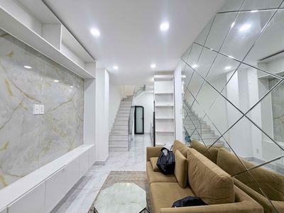 Rent · 3 bd · 90 м² · Quận Phú Nhuận, ул. Đường Phan Đăng Lưu