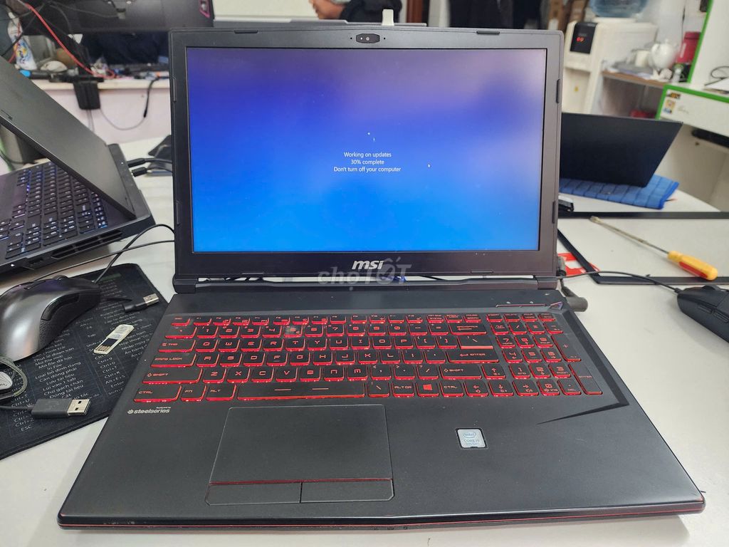 Laptop Gaming MSI GL65 i5 8300H GTX1050 15.6" FHD