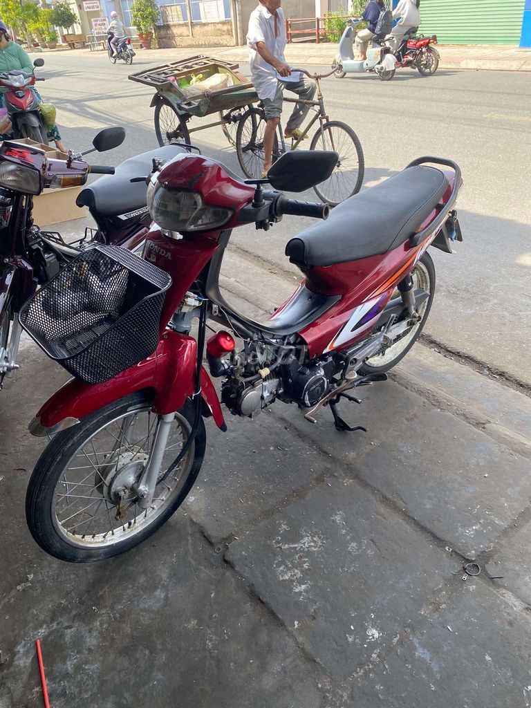 Wave máy im cho ai cần đi cày. Mua bán Xe máy tại Thành phố Bến Tre Bến Tre được đăng bởi Kươq Trần hình 1