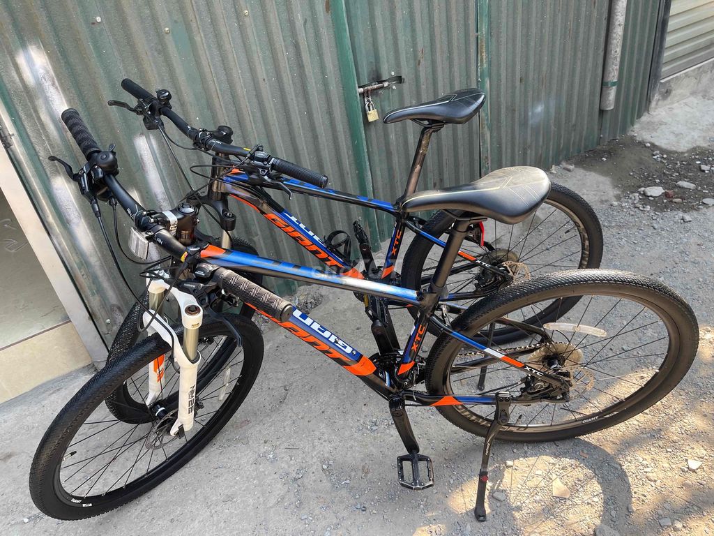 Xe đạp địa hình Giant XTC 800 Nhôm. Mua bán Xe đạp tại Quận Thanh Xuân Hà Nội được đăng bởi Sơn Lâm Bike 30 Ngõ 345 Khương Trung HN hình 1