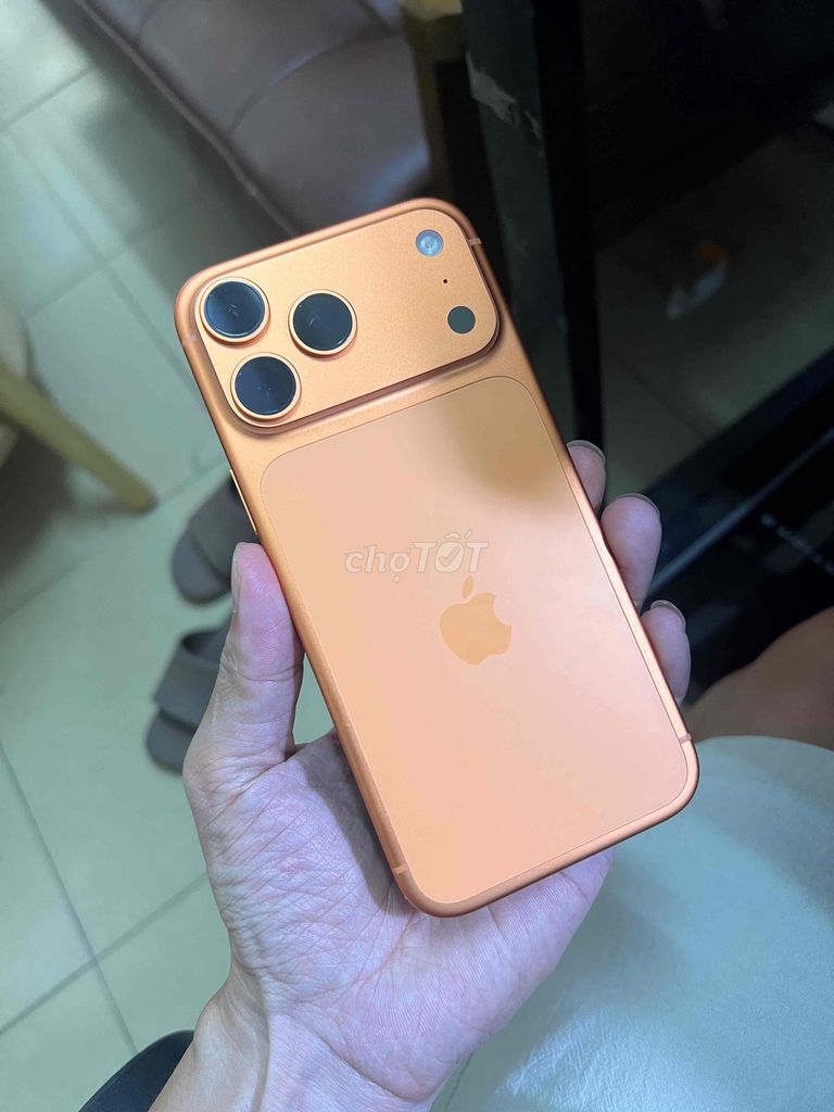 Apple 17 Pro Max 256GB Cam máy đẹp keng. Mua bán Điện thoại tại Quận Tây Hồ Hà Nội được đăng bởi Nguyễn Văn Lung hình 1