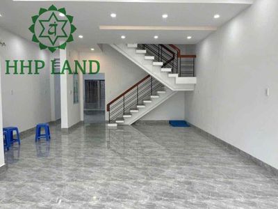 Cho thuê nhà mới sơn sửa mặt tiền đường Nguyễn Ái Quốc. Cho thuê văn phòng, mặt bằng kinh doanh tại Thành phố Biên Hòa Đồng Nai được đăng bởi Hà Thị Thanh Hương
