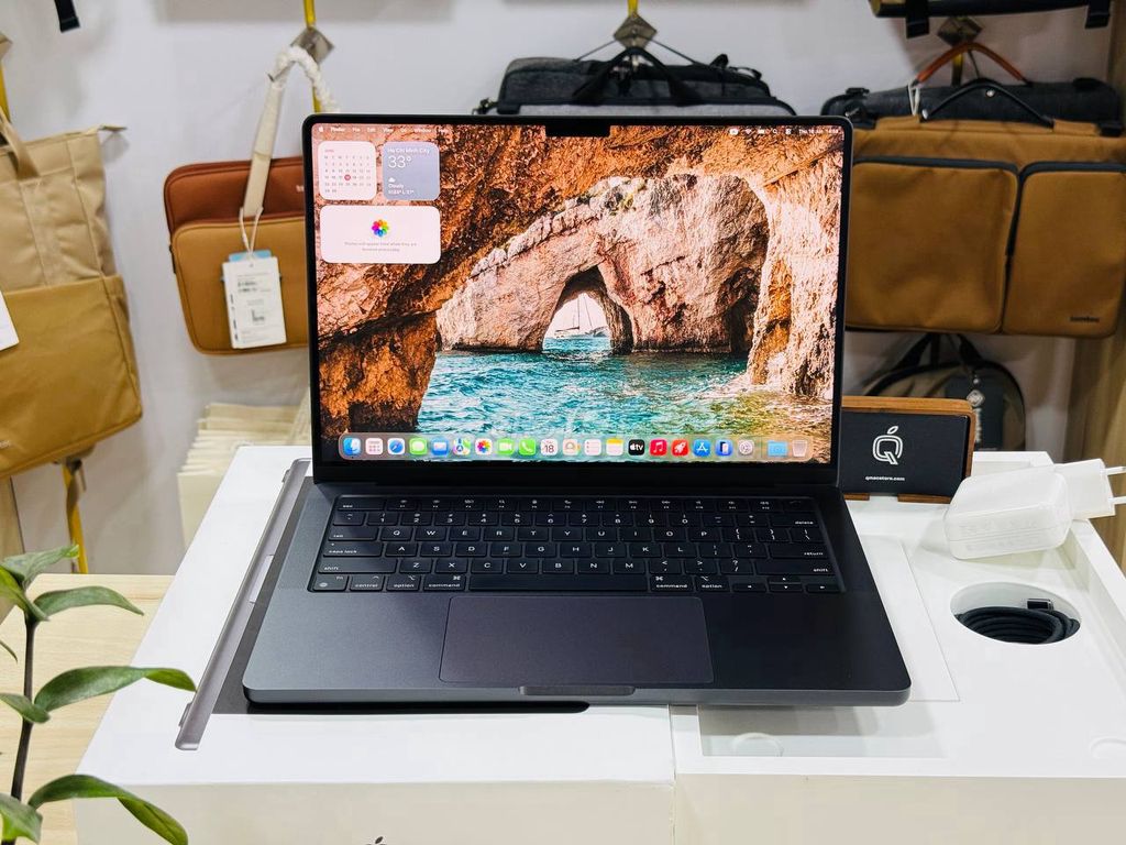 MB Pro 14" M4 Pro 24GB/512GB - Máy ngon, giá mềm. Mua bán Laptop tại Quận 3 Tp Hồ Chí Minh được đăng bởi QMac Store hình 1