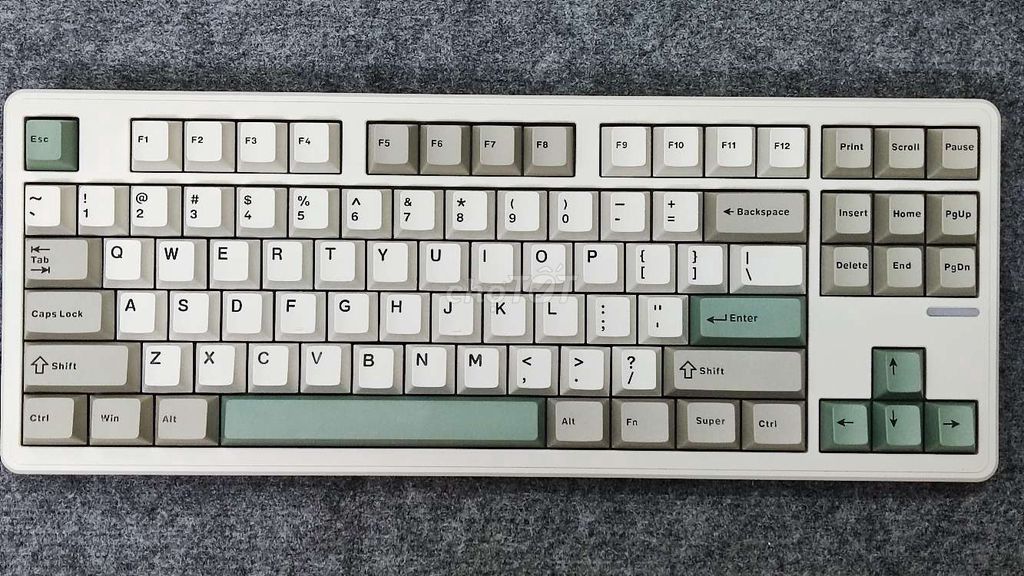 Bàn phím cơ Riccks RS8 retro (3 mode)