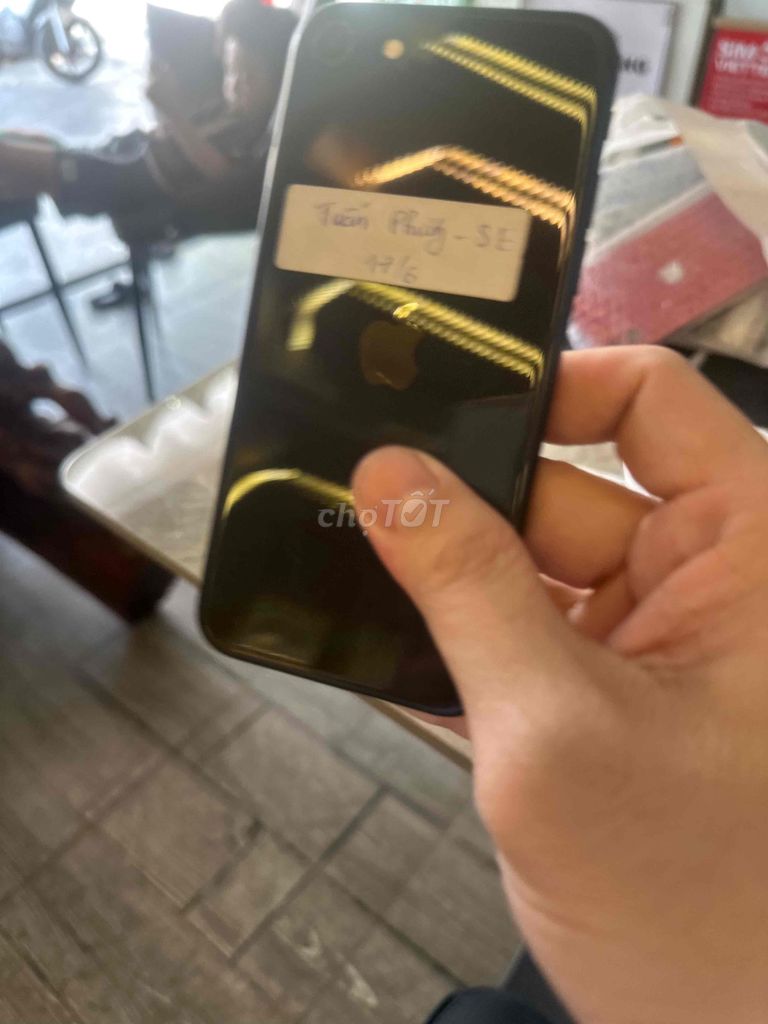 Apple iPhone SE Đen còn 7 cây. Mua bán Điện thoại tại Quận Cẩm Lệ Đà Nẵng được đăng bởi Sim Số Đại Tài hình 1
