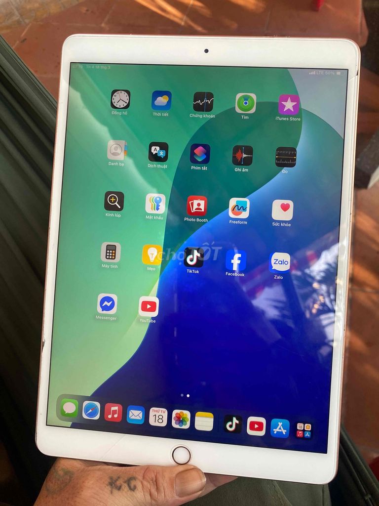ipad air 3 2019. Mua bán Máy tính bảng tại Thành phố Sóc Trăng Sóc Trăng được đăng bởi Đăng Khoa hình 1