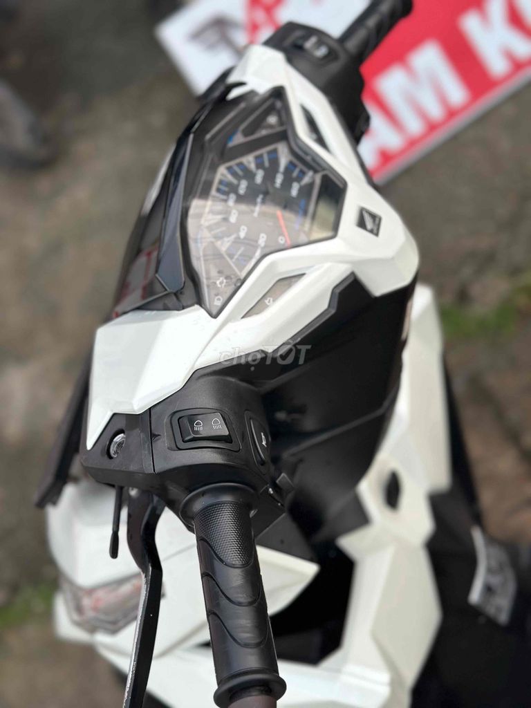 Var 2017 Zin còn sổ, Bao hồ sơ. Mua bán Xe máy tại Thành phố Thuận An Bình Dương được đăng bởi Quân Anh Phạm hình 7