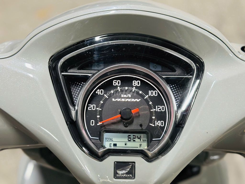 XE MÁYTHANH TÙNG_VISION 110 FI XÁM SPORT 2025 LƯỚT. Mua bán Xe máy tại Quận Nam Từ Liêm Hà Nội được đăng bởi THANH TÙNG hình 6