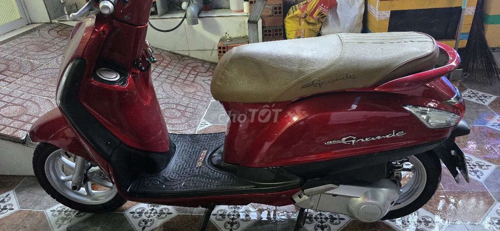 Yamaha Grande 125cc Красный