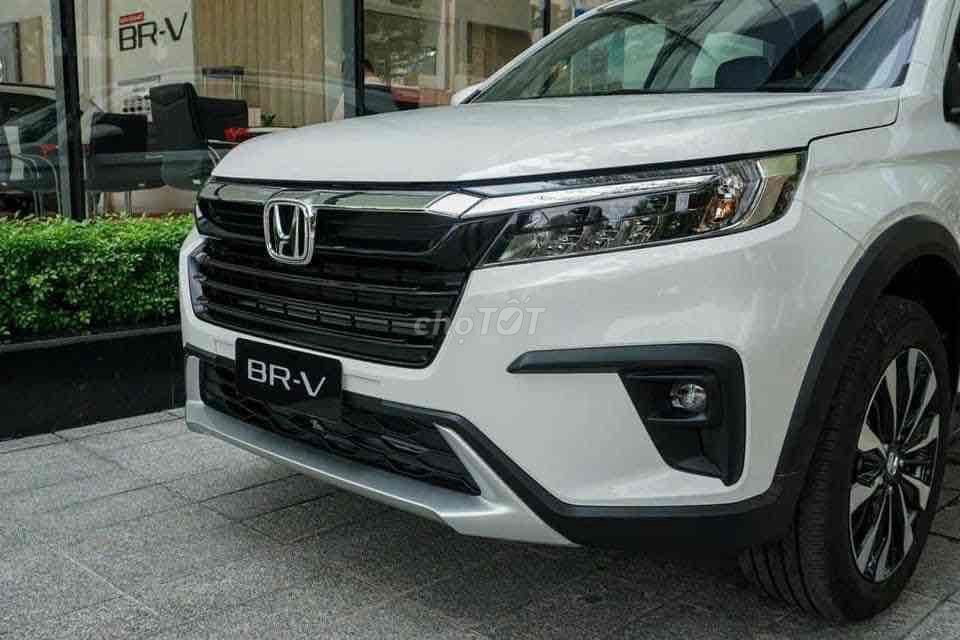 Honda BR-V Khuyến mãi 100% Lệ Phí trước bạ. Mua bán Ô tô tại Quận Hải Châu Đà Nẵng được đăng bởi Cẩm Thi Honda Đà Nẵng hình 3